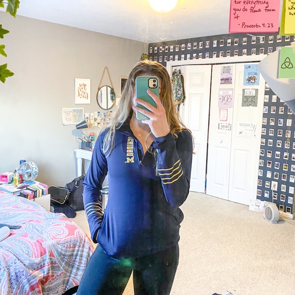 Michigan Quarterzip - Picture 1 of 5